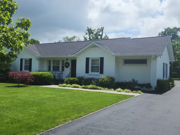 604 Henley St, Manchester, TN 37355