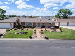 1901 Crest St, Williston, ND 58801