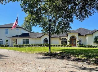 401 Sequoia Ct, Geneva, FL 32732