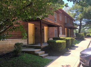 3 Bedroom, 2.5 Bath Townhome: Cedar Grove Townhomes. *6-Month Leases Accepted!*, Bloomington, IN 47404