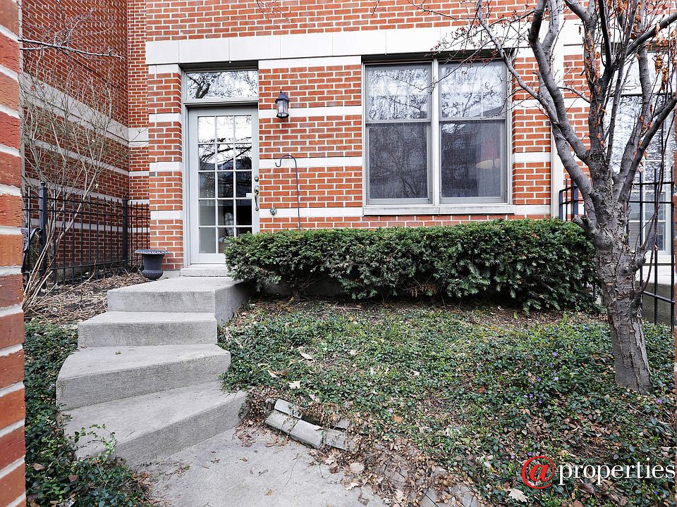 Entry and Private Yard