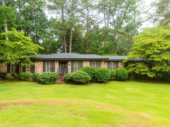 1100 Valencia Dr, Dalton, GA 30720