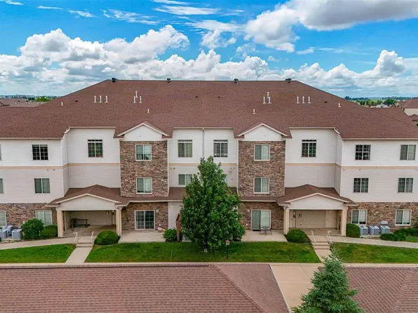 460 Cameron Way #101-306, North Liberty, IA 52317