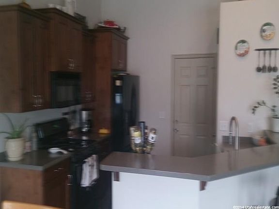 4th image of 2765 N Augusta Dr