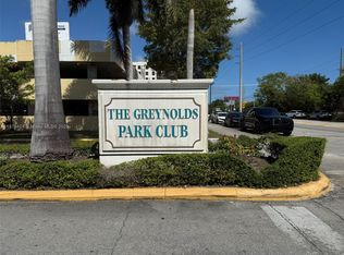 Greynolds Park Club, North Miami Beach, FL 33160