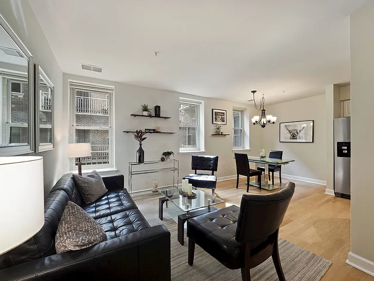 1308 Clifton St NW #307 — Photo 5