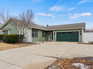 265 N Lyle Ave, Elgin, IL 60123