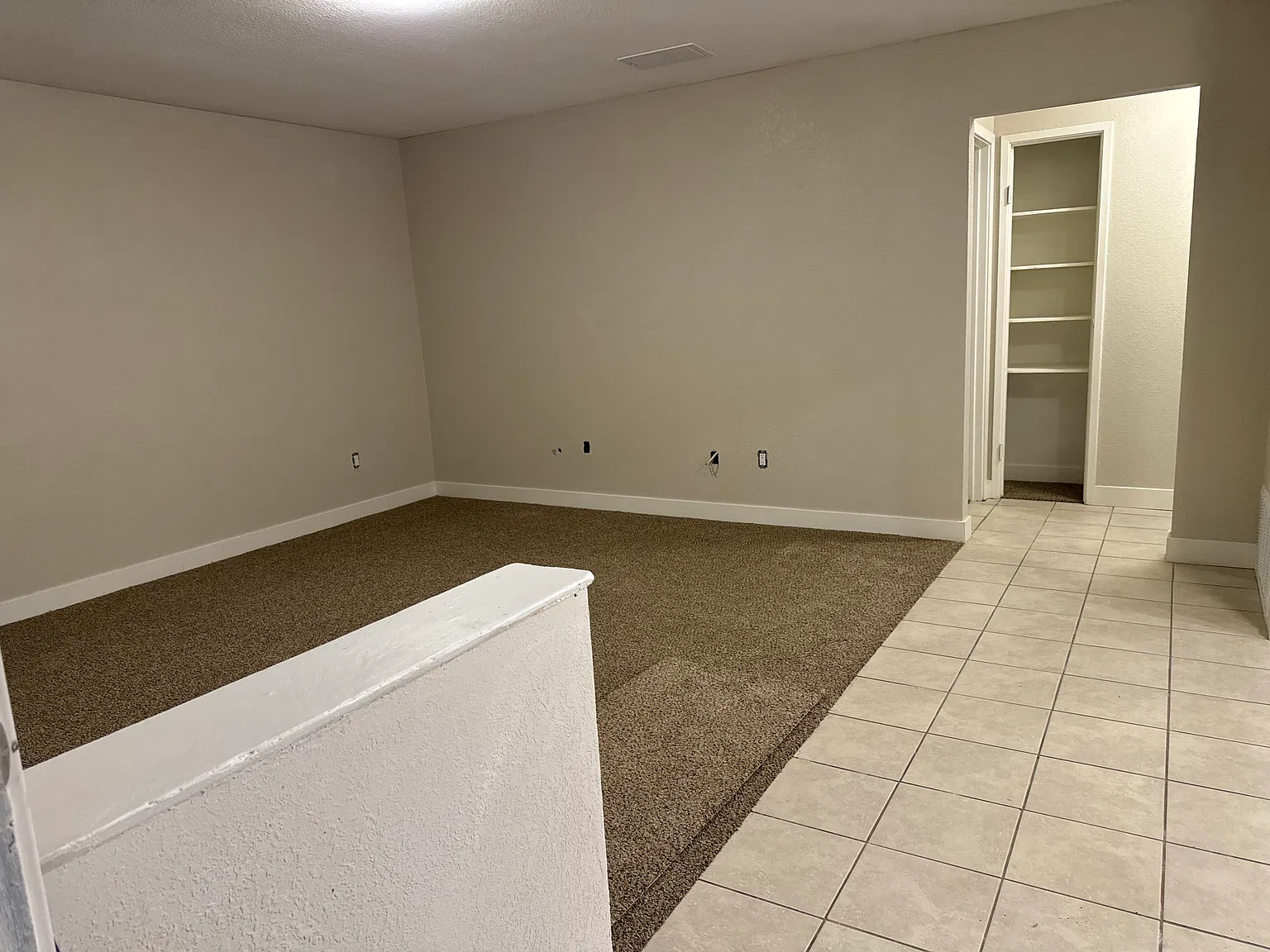 2 bed, 840 sqft, $2,300 — Photo 4