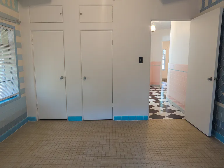 3409 E Starr Ave — Photo 29