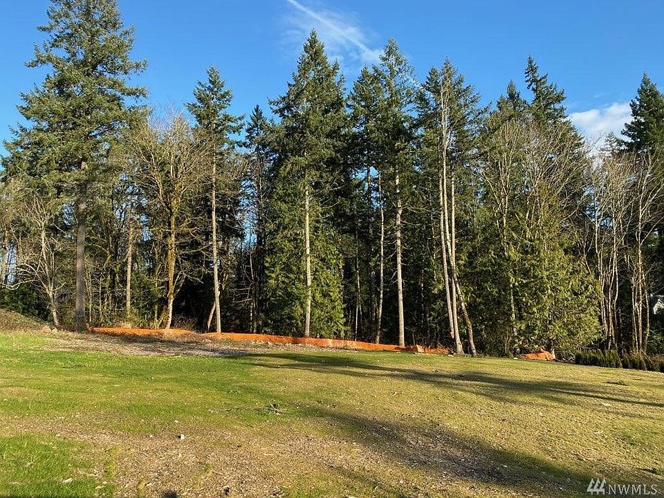 1st image of 5101 227th Ave Se