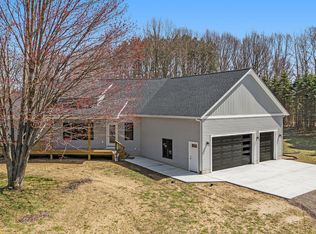 15730 138th Ave, Spring Lake, MI 49456