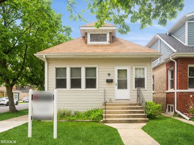 5000 N Kenneth Ave, Chicago, IL, 60630