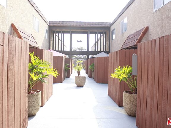 4th image of 622 W Regent St APT 1