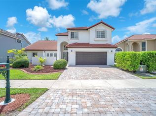1055 San Luis Rey, Weston, FL 33326