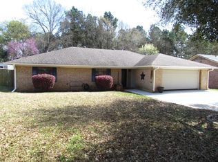 3304 Birdsong St, Kilgore, TX 75662