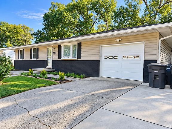 2nd image of 2509 Eckman Pl