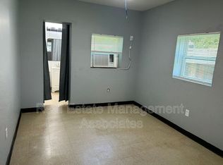 1502 N Hill St APT D, Griffin, GA 30223