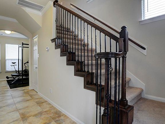 3rd image of 6363 Fairdale Ln