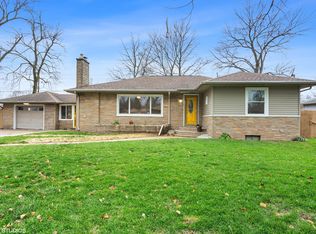 1652 Pearl St, Benton Harbor, MI 49022