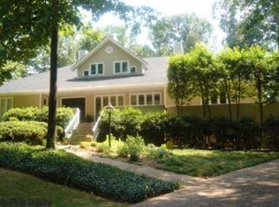 220 Graystone Ln, Auburn, AL 36830