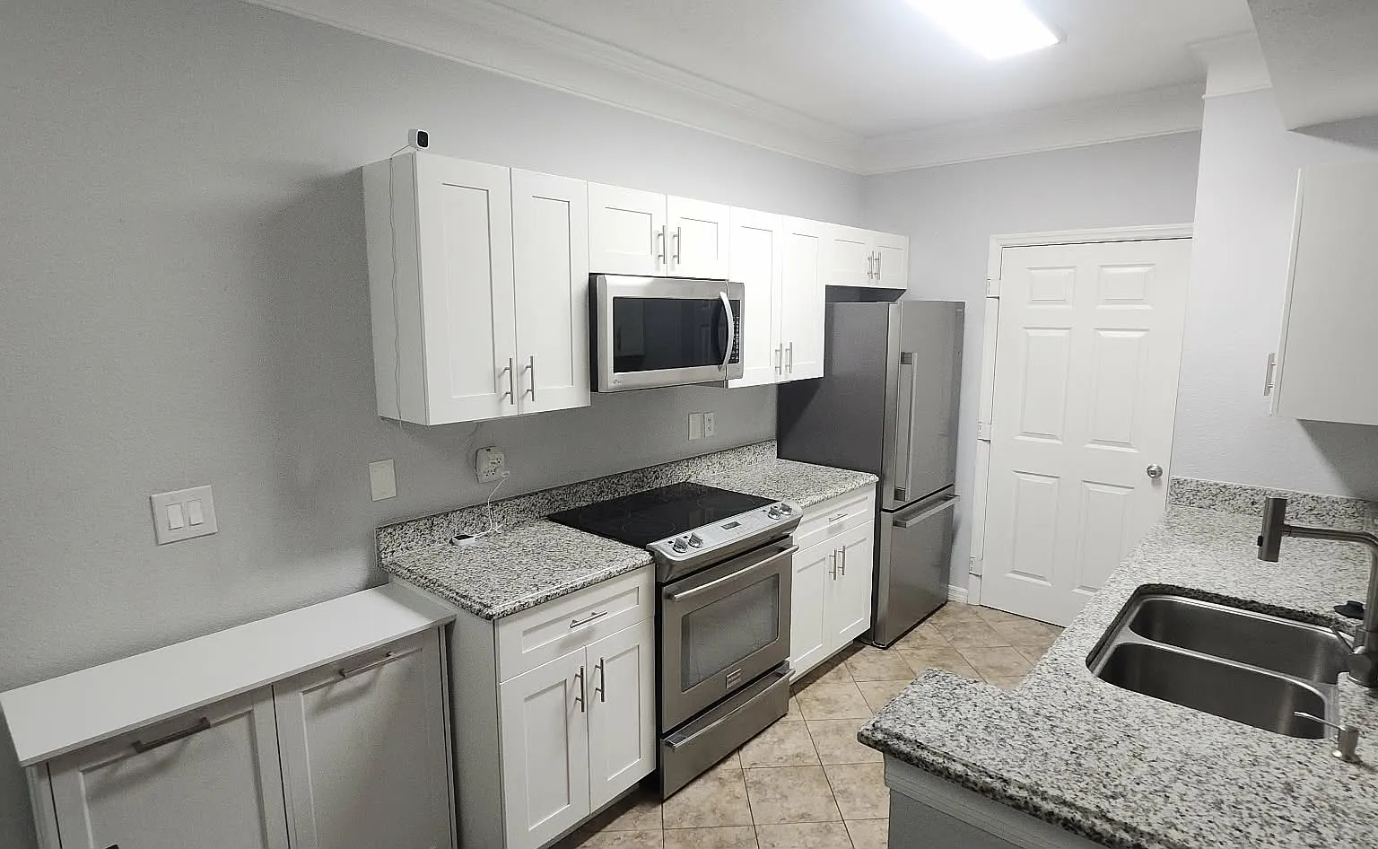 1 bed, 833 sqft, $1,500 — Photo 2