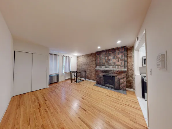 54 West 85th Street image 3 of 10