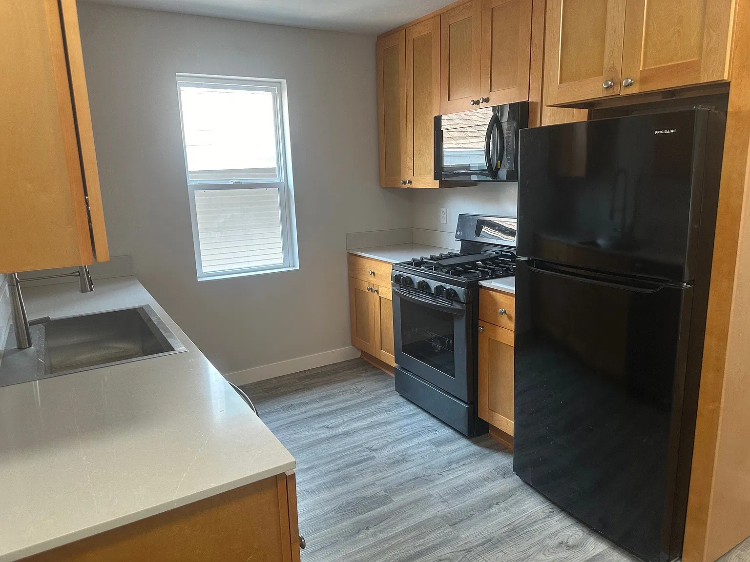 3024 Park Ave — Photo 4