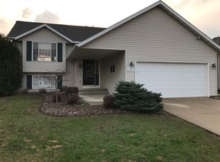 5807 49th Ave NW, Rochester, MN 55901