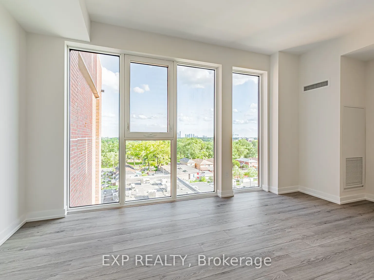 2 bed, $2,600 — Photo 4