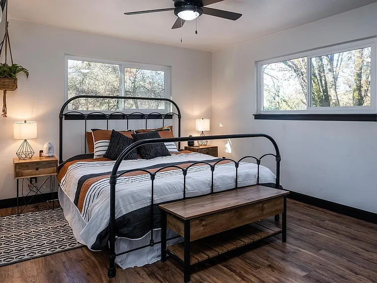 400 Digger Pine Ln — Photo 7
