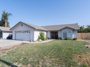 1652 W River Ave, Porterville, CA 93257