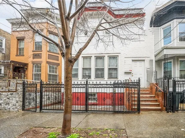 671 E 224th Street, Bronx, NY 10466