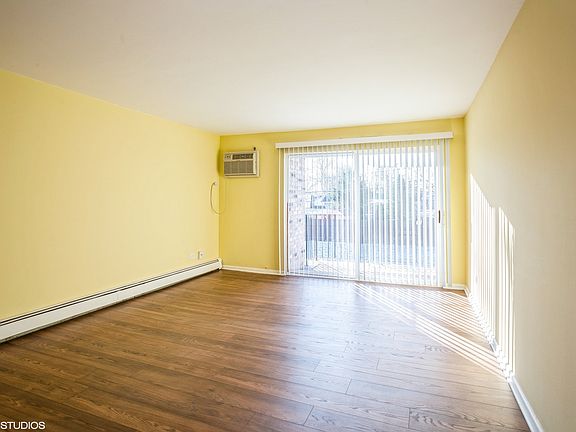 2nd image of 1025 Higgins Quarter Dr #211