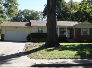 1701 N Woodland Rd, Ponca City, OK 74604