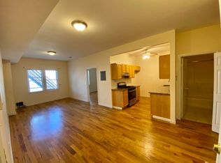 391 Broadway APT 2R, Bayonne, NJ 07002