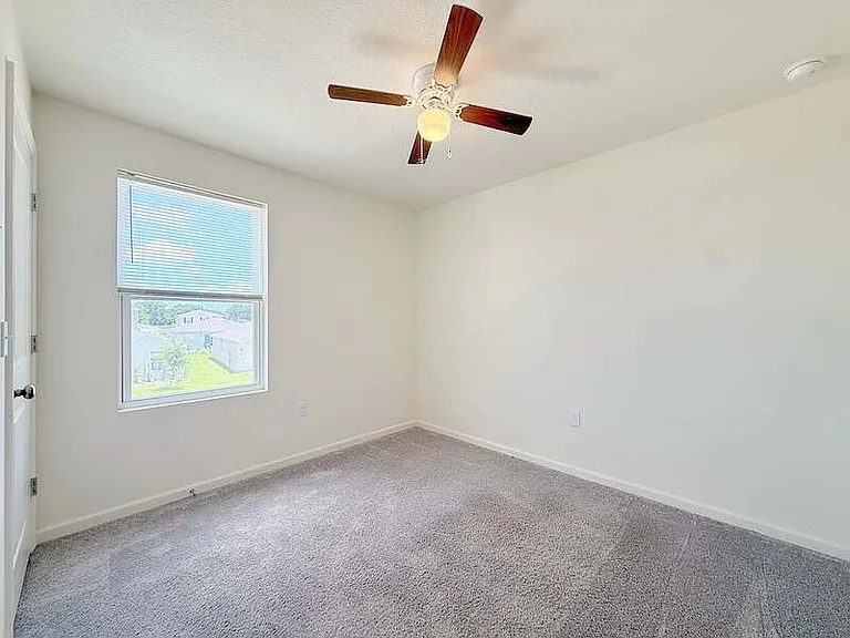 2068 Kentucky Rd — Photo 43