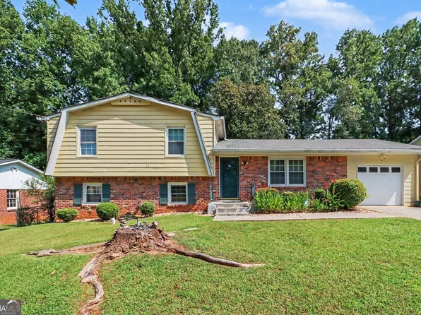 3960 Emerald North Dr, Decatur, GA 30035