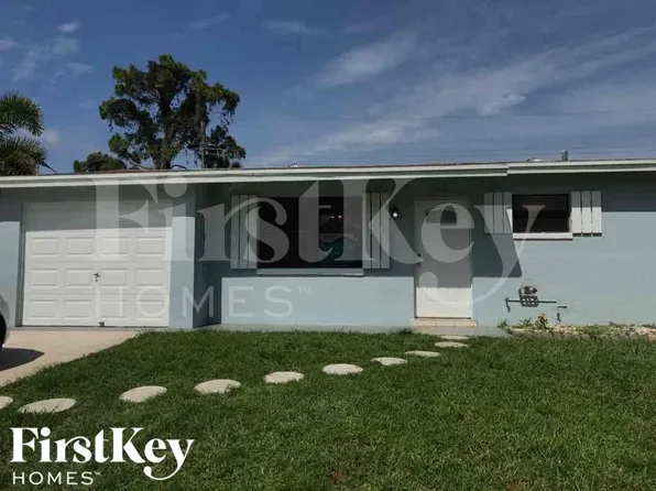 1389 Meadowbrook Dr, West Palm Beach, FL 33417