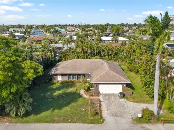 13470 McGregor Blvd, Fort Myers, FL 33919