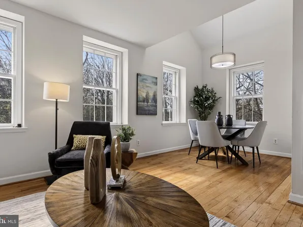 3820 39th St NW APT F120, Washington, DC 20016