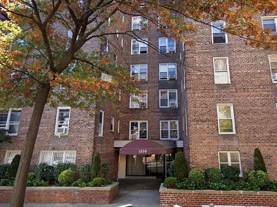 1350 E 5th St APT 1H, Brooklyn, NY, 11230