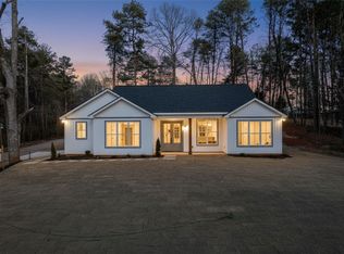 110 Oak Hill Dr, Westminster, SC 29693