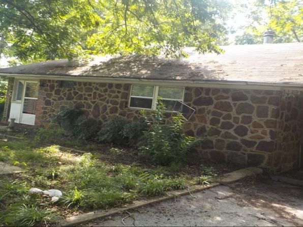 403 W Parker St
