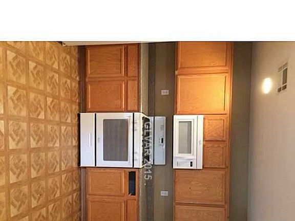 4th image of 10536 Pena Blanca Ct