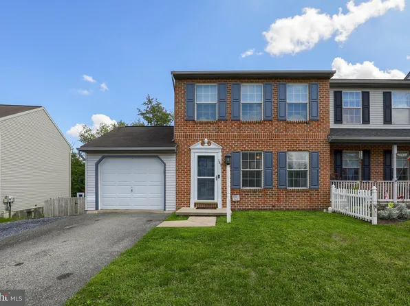 183 Heatherwood Dr, Ephrata, PA 17522