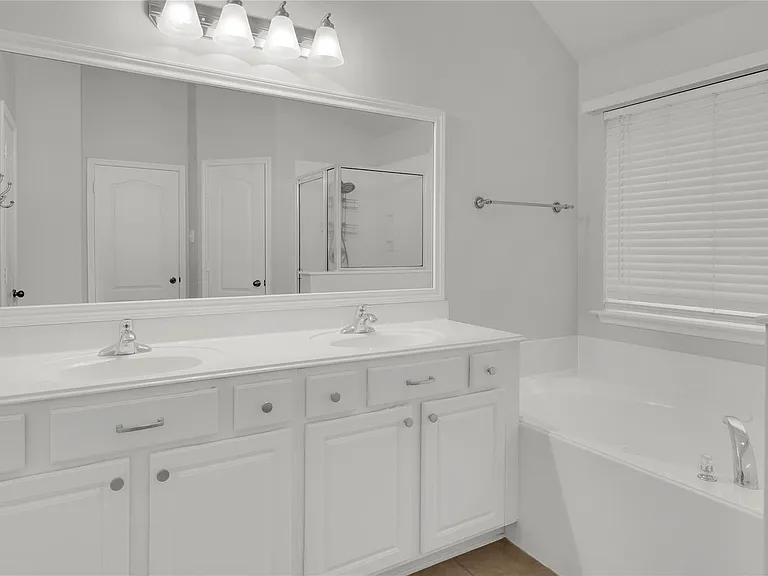 11511 Timberly Park Ln — Photo 23