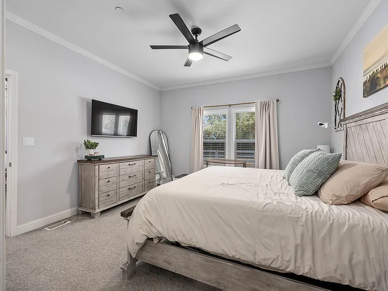 246 Cassou Rd — Photo 17