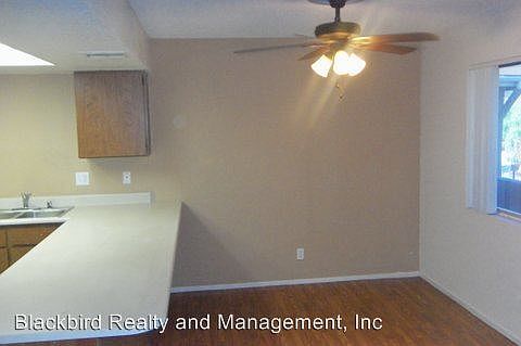 5th image of 5062 Kell Ln APT 220