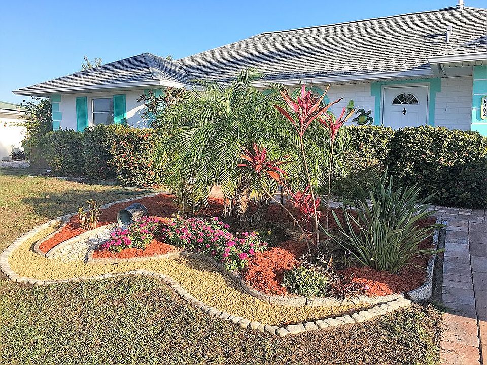Tropical landscaping