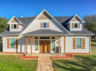 225 Private Road 3204, Bridgeport, TX 76426